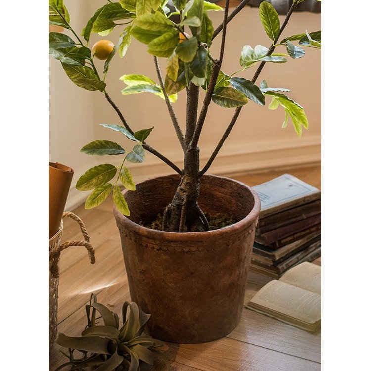 Large Terracotta Red Concrete Planter Pot – Weather-Resistant Outdoor Garden Pot